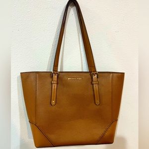 Kors purse